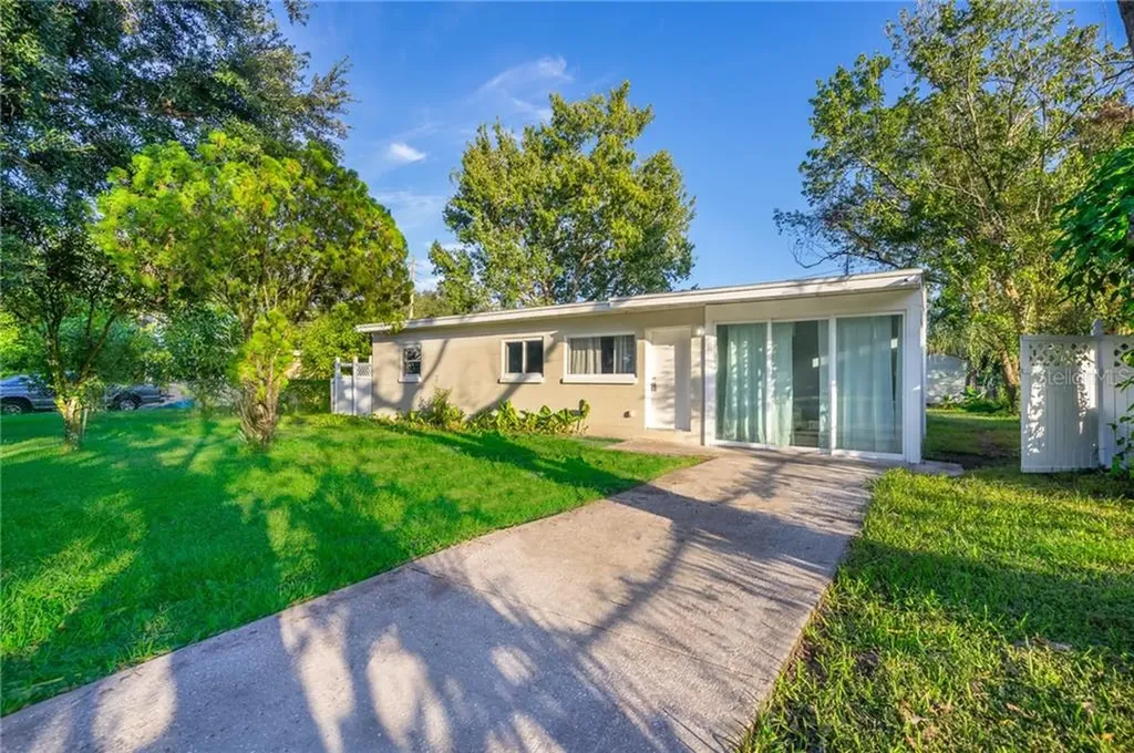 3013 W Concord Street Orlando FL 32805