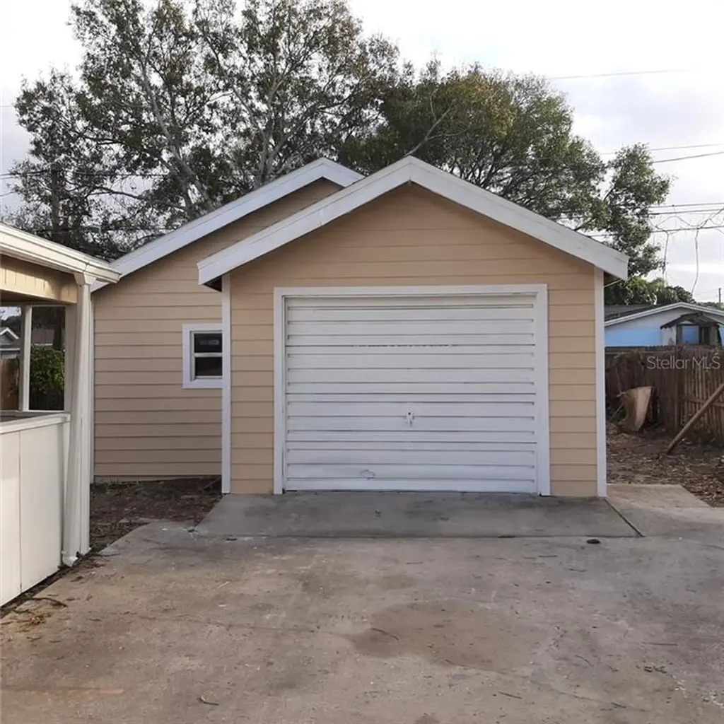 3054 57th Avenue N St Petersburg FL 33714