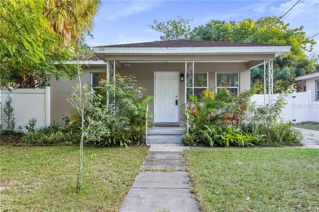1405 E Cayuga Street Tampa FL 33603