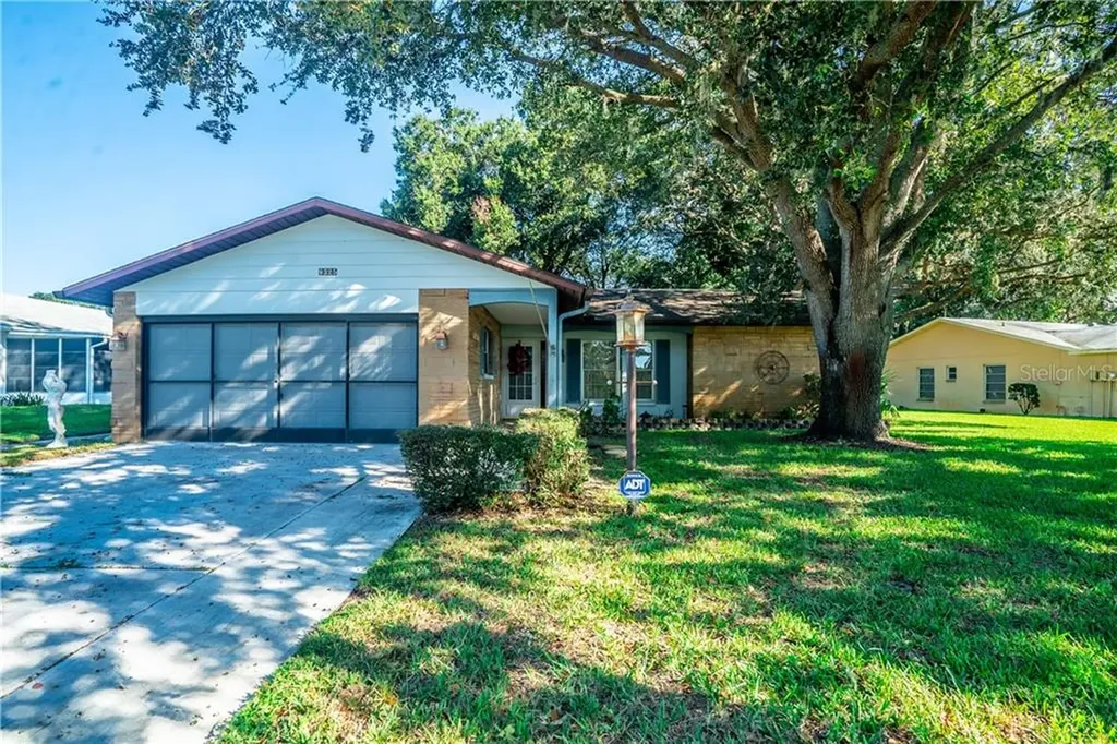 8325 Divot Way Port Richey FL 34668