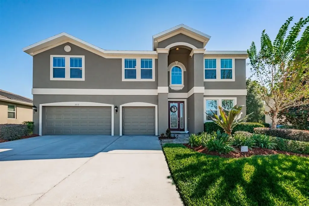 2212 Valterra Vista Way Valrico FL 33594