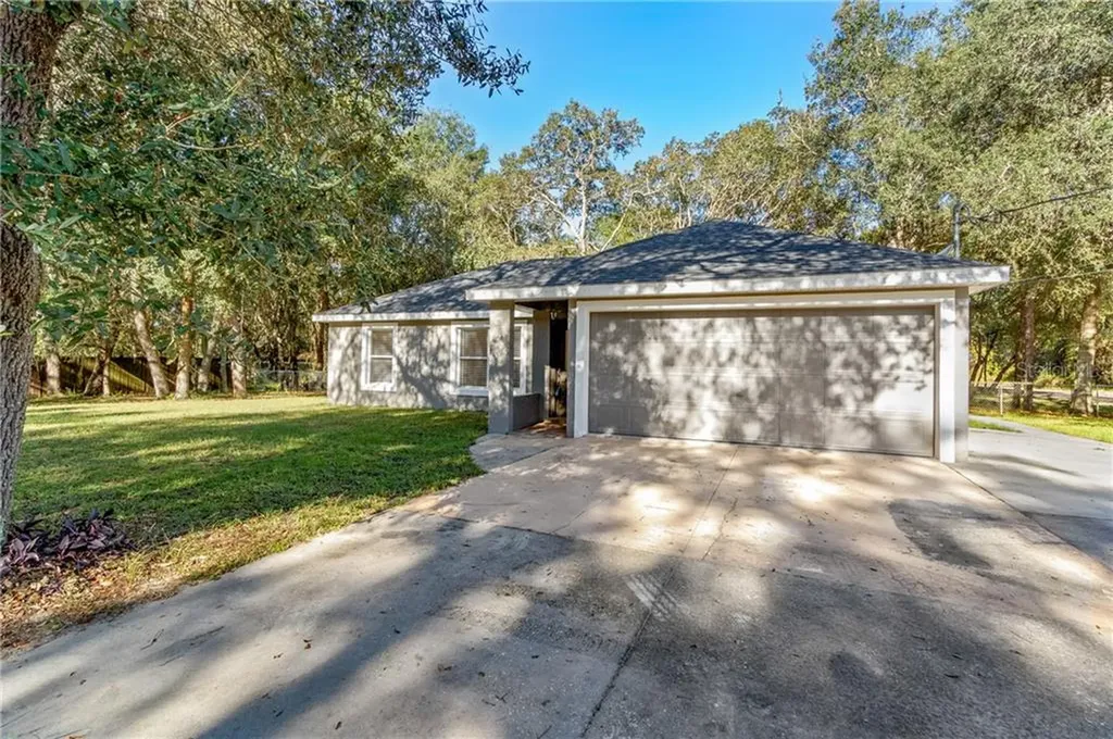 40237 Palm Street Lady Lake FL 32159