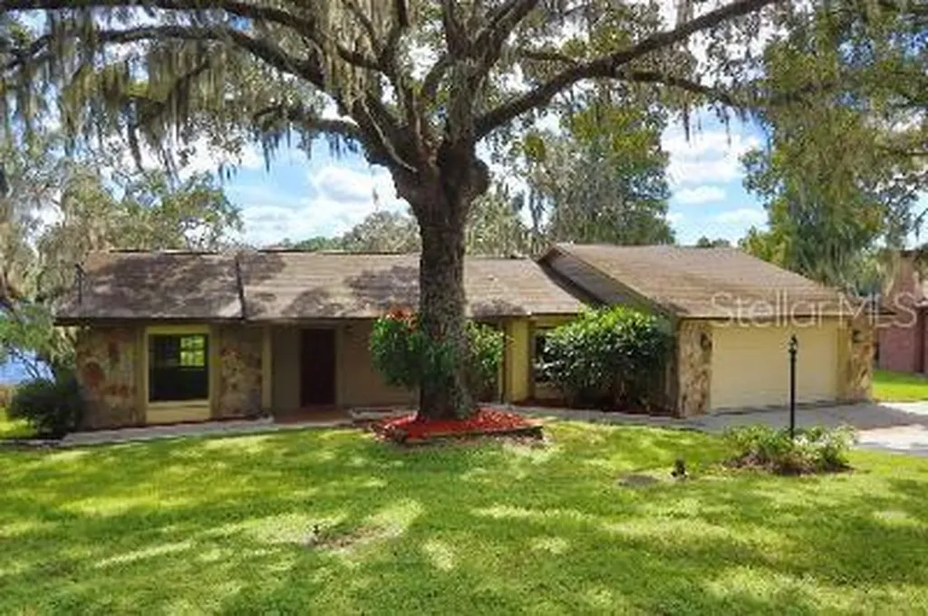 5413 Riverhills Drive Temple Terrace FL 33617