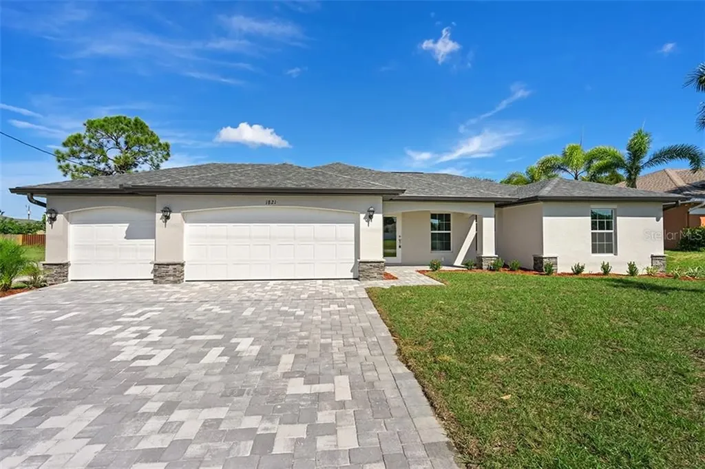 534 Encarnacion Street Punta Gorda FL 33983