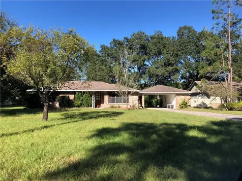 1015 Cedar Lake Drive Tampa FL 33612