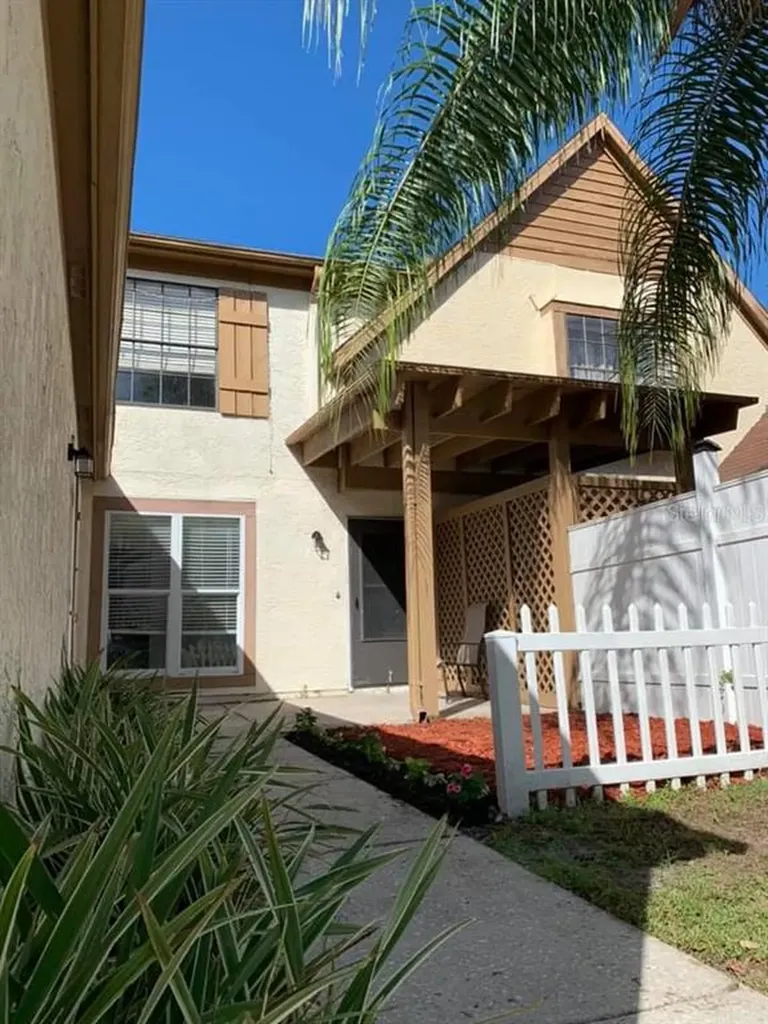 4021 Huxford Court Tampa FL 33624