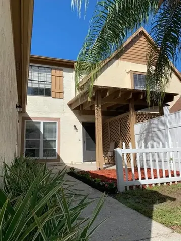 4021 Huxford Court Tampa FL 33624