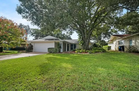 1695 Eden Court Clearwater FL 33756