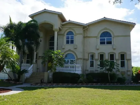 5770 60th Avenue N St Petersburg FL 33709
