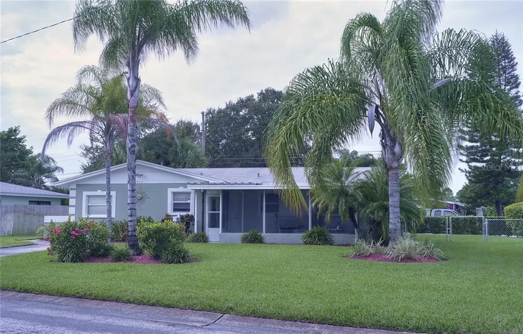 7490 17th Way N St Petersburg FL 33702