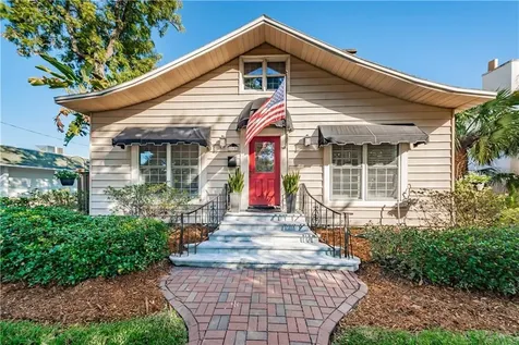 863 19th Avenue N St Petersburg FL 33704