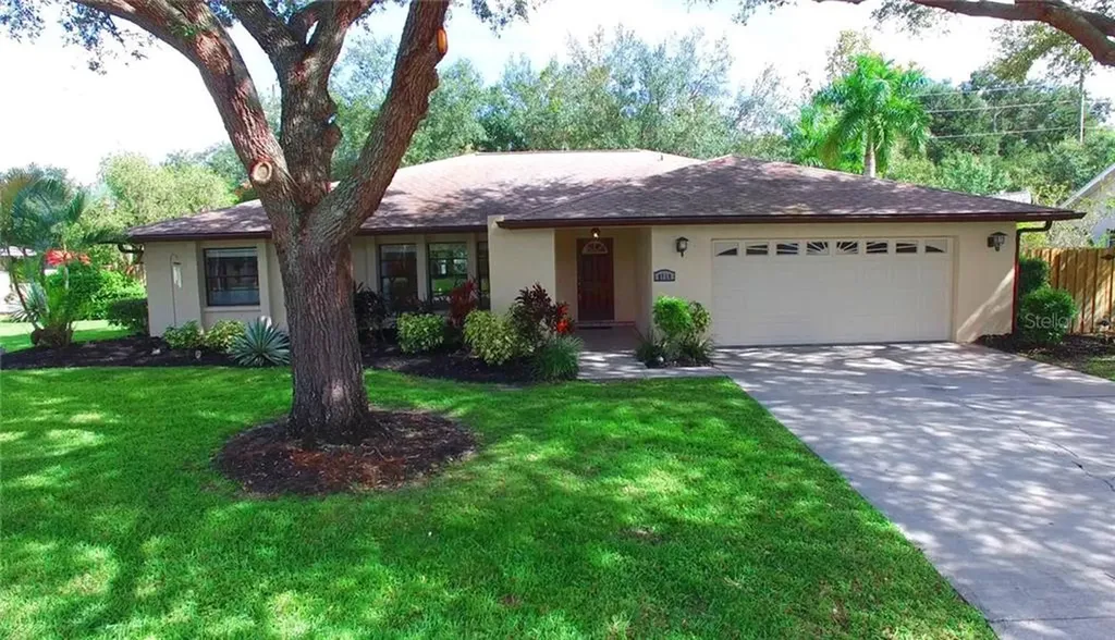 8119 Timber Lake Lane Sarasota FL 34243