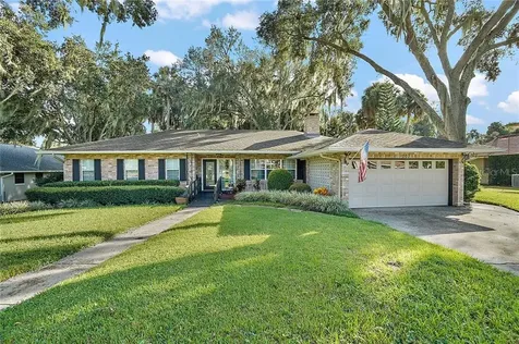 707 Palm Avenue Leesburg FL 34748