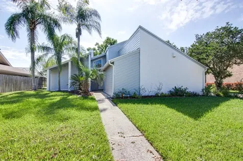 4035 Priory Circle Tampa FL 33618