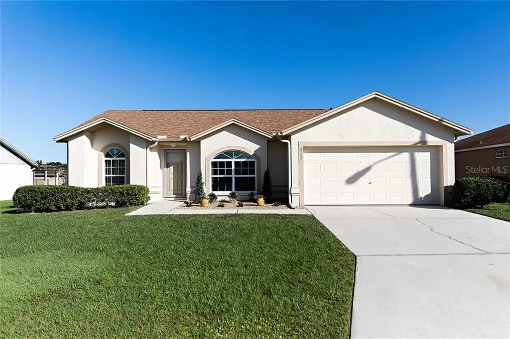 6785 Cabernet Crossing Lakeland FL 33811