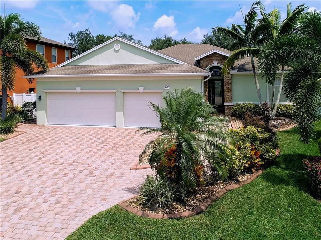 3827 65th Avenue E Sarasota FL 34243
