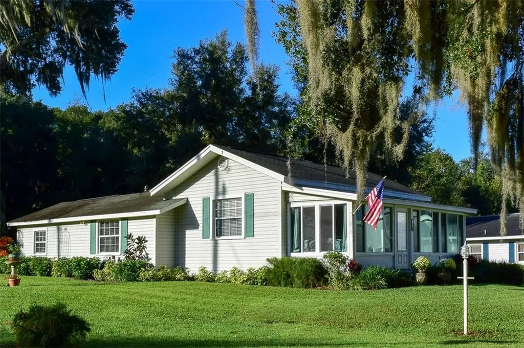 13990 SE 154th Lane Weirsdale FL 32195