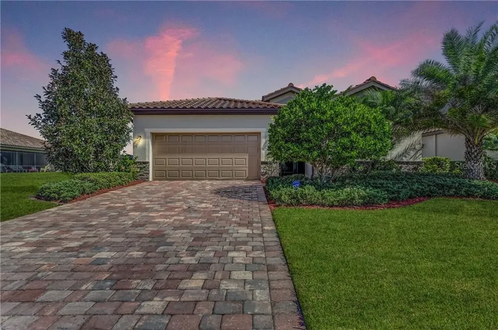 6907 Quiet Creek Drive Bradenton FL 34212