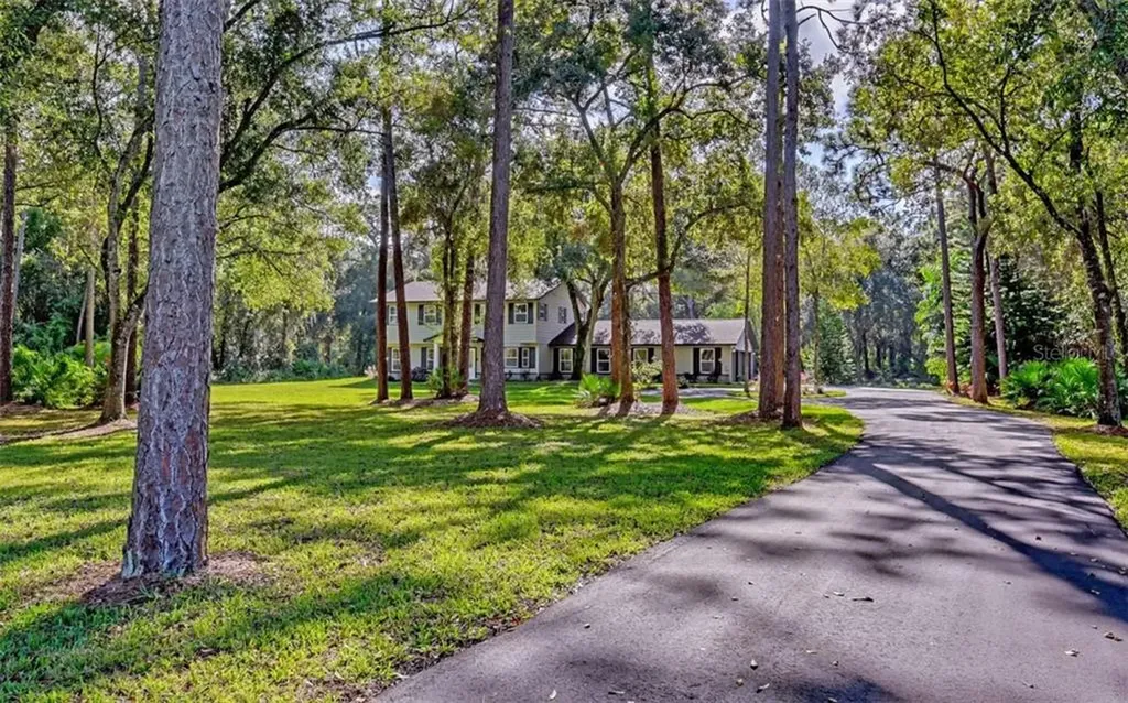 7000 Wild Horse Circle Sarasota FL 34241