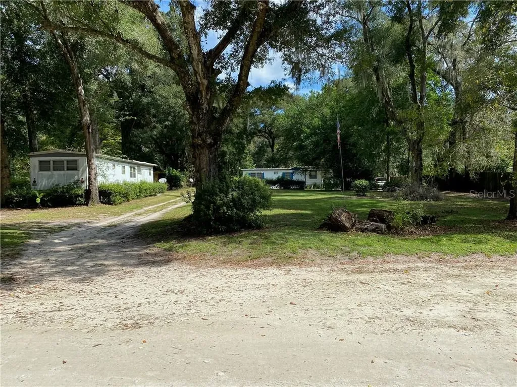 8725 NE 20th Terrace Anthony FL 32617