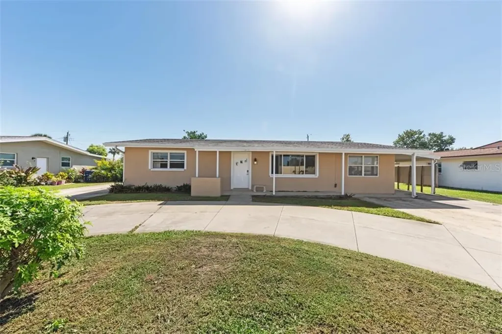 368 Center Road Venice FL 34285