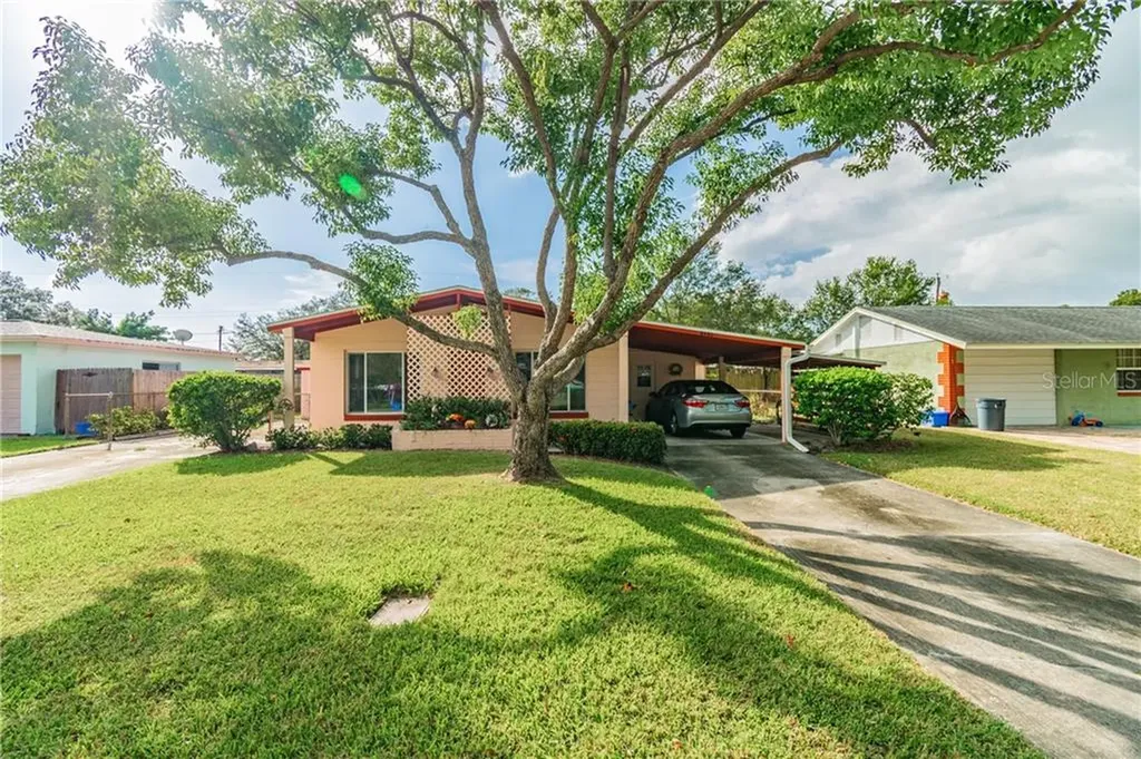 8460 58th Street N Pinellas Park FL 33781