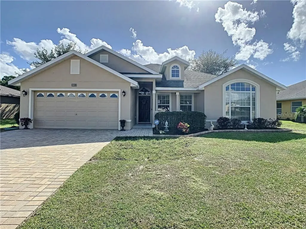 35812 Rose Moss Avenue Leesburg FL 34788