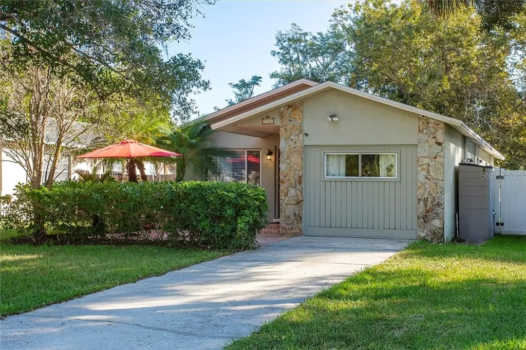 5760 79th Avenue N Pinellas Park FL 33781
