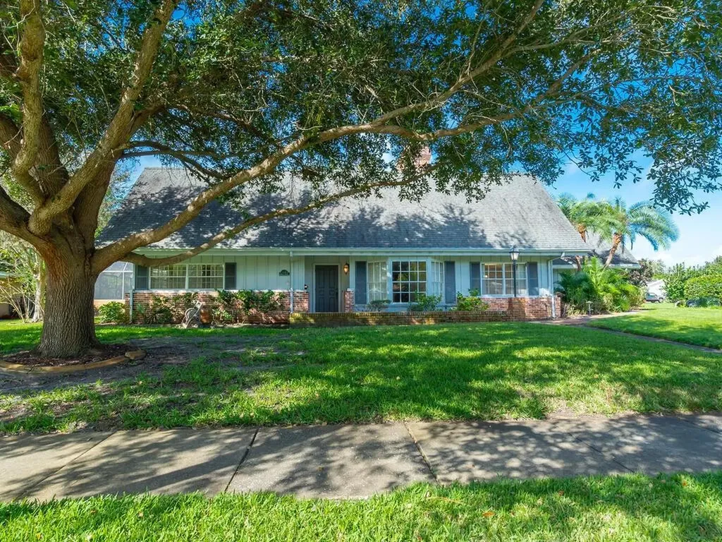 830 Riviera Street Venice FL 34285