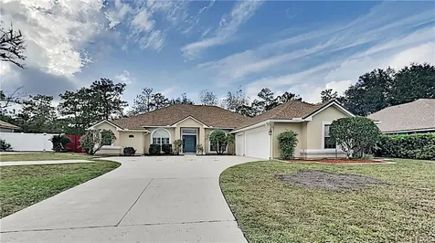 2944 Southbank Circle Green Cove Springs FL 32043
