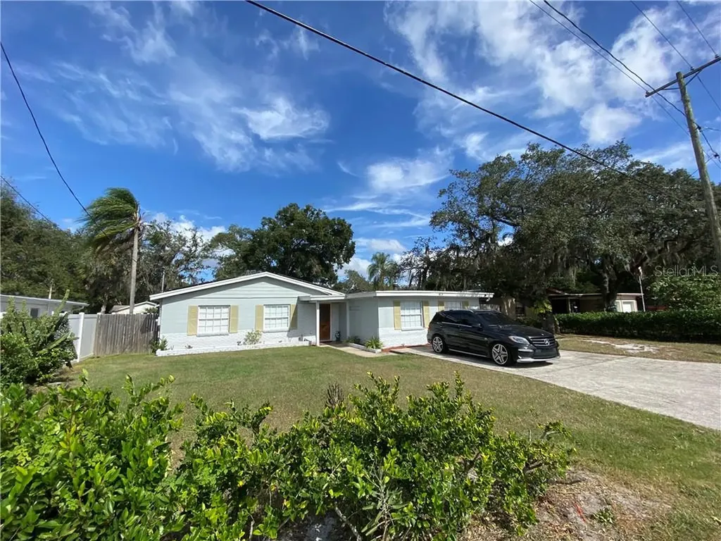 813 W Bougainvillea Avenue Tampa FL 33612