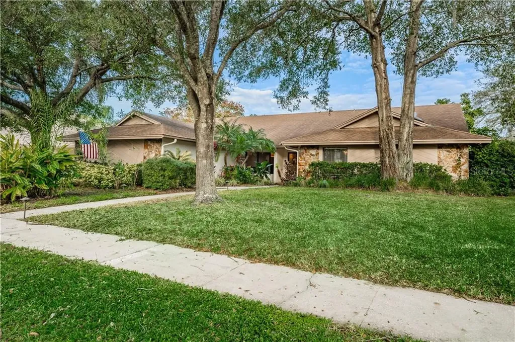 5107 Lanai Way Tampa FL 33624