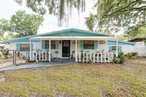 1004 Leisure Avenue Tampa FL 33613