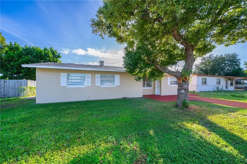5013 Falmouth Drive Orlando FL 32812