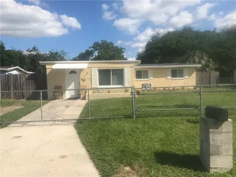 4902 S 87th Street Tampa FL 33619