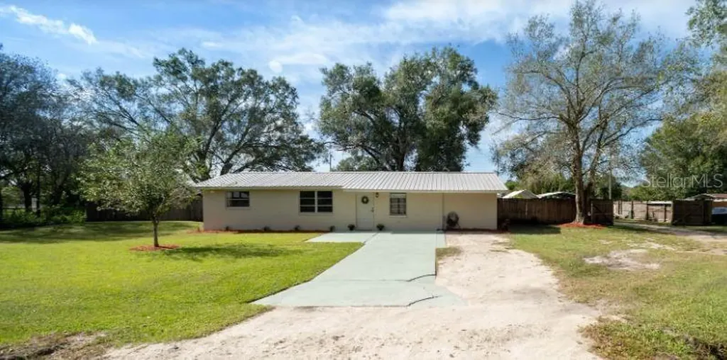 10125 SW Levsky Avenue Arcadia FL 34269