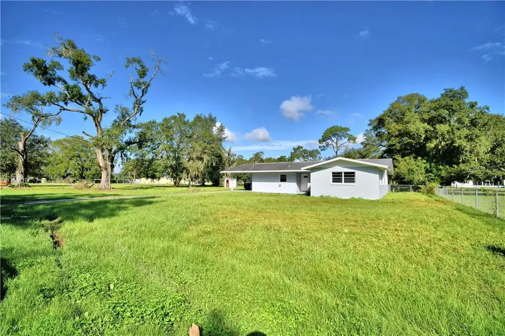 2927 Wiregrass Road Lakeland FL 33810