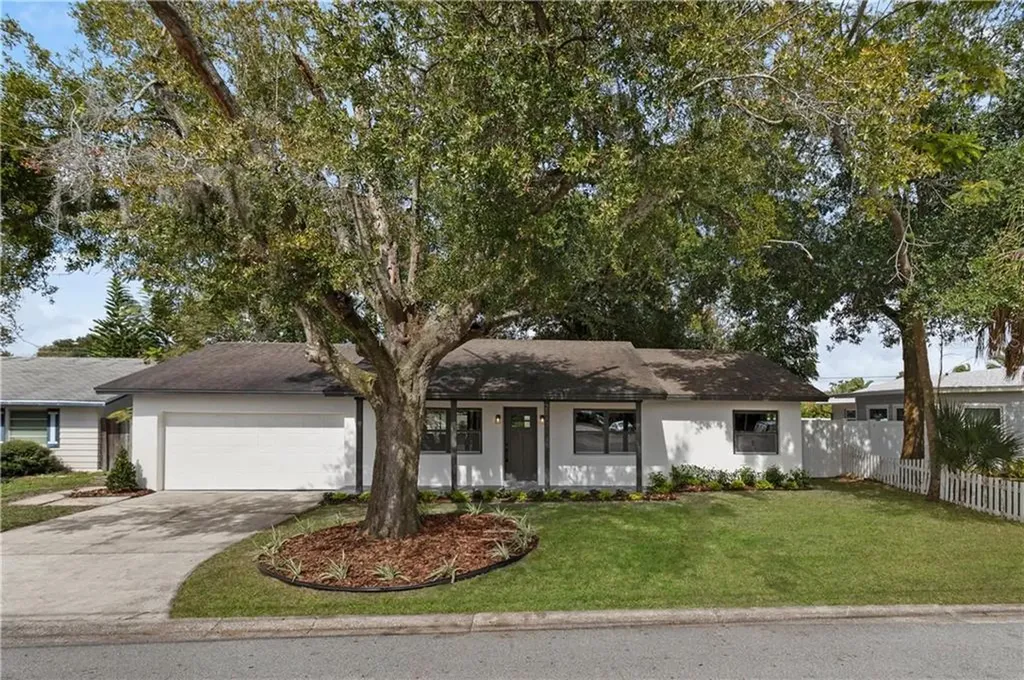 2843 Aloma Avenue Winter Park FL 32792