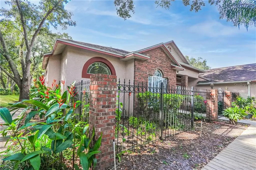 12004 Hope Lane Tampa FL 33618