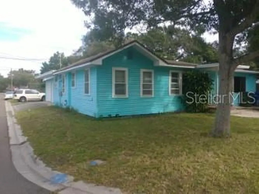 1016 14th Avenue NW Largo FL 33770