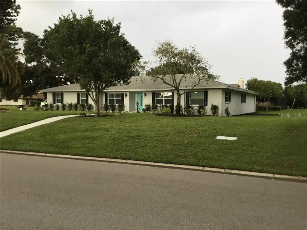 1302 Pinebrook Way Venice FL 34285
