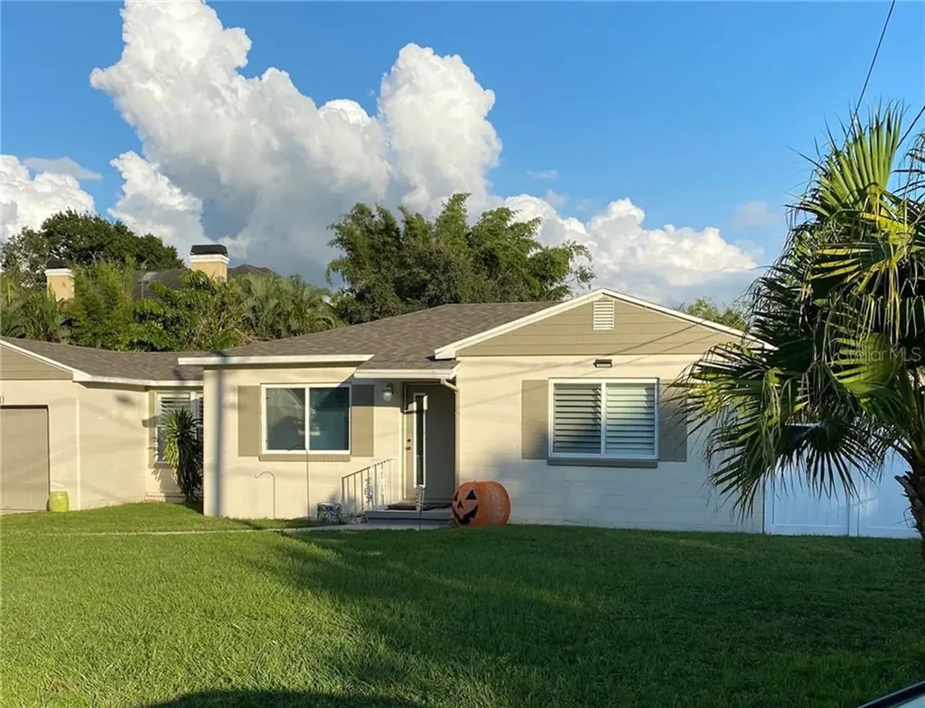 6210 S Kelly Road Tampa FL 33611