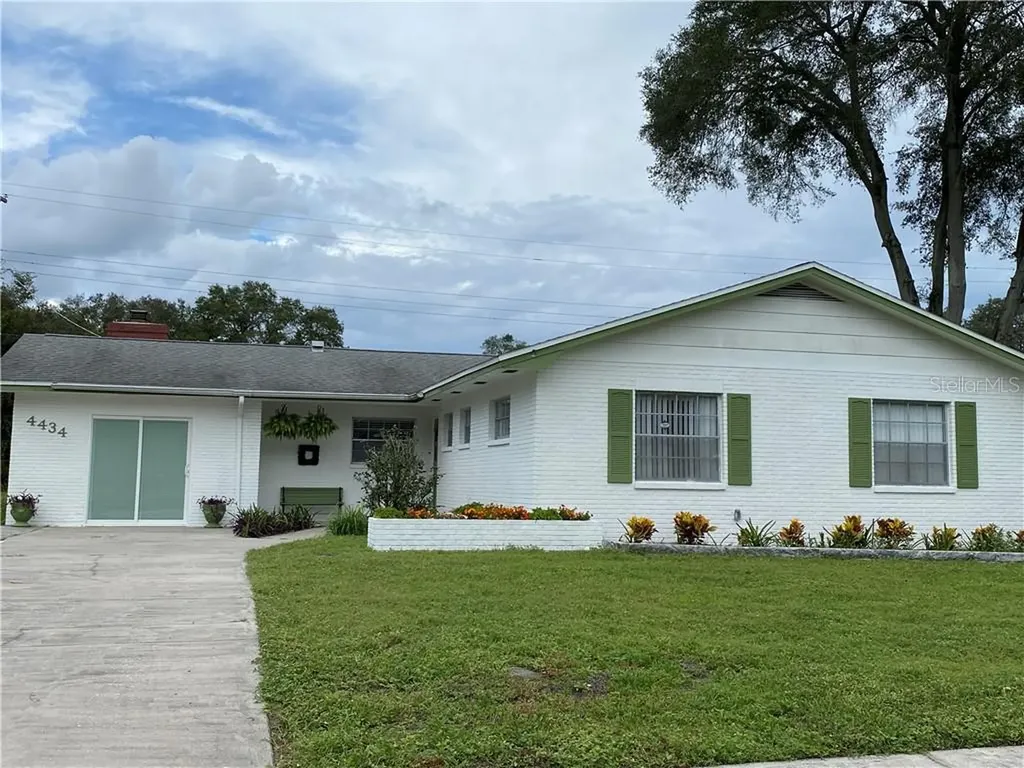 4434 Porpoise Drive Tampa FL 33617