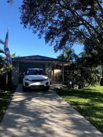 709 53rd Avenue N St Petersburg FL 33703
