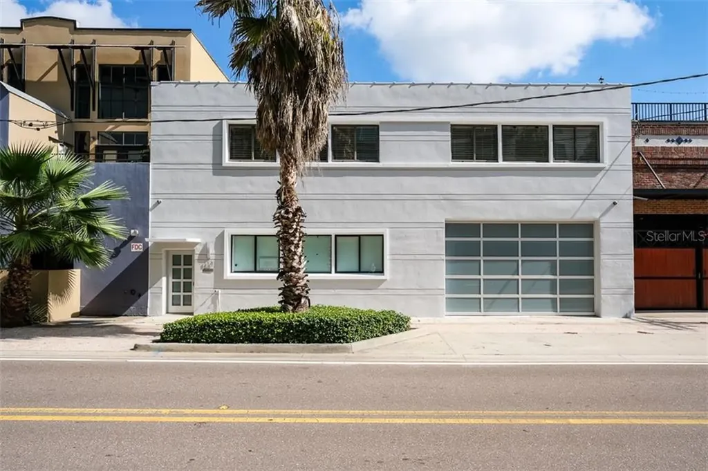 114 S 12th Street Tampa FL 33602