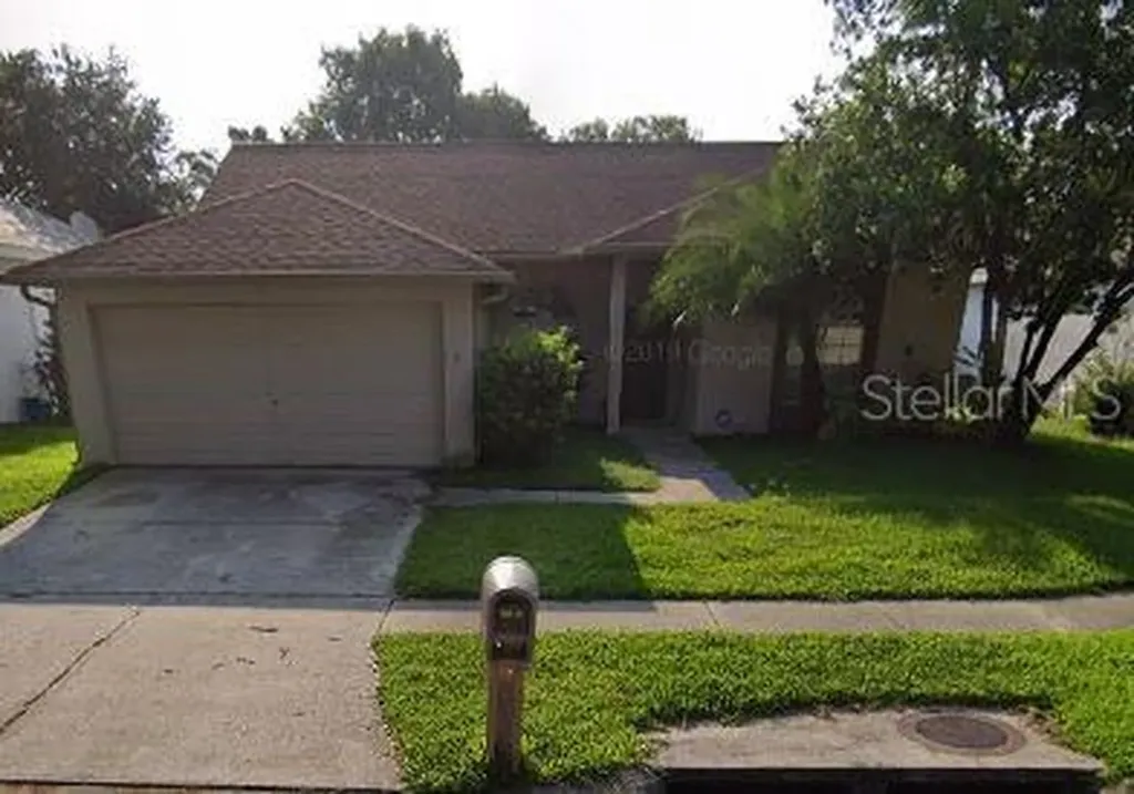 9646 Fox Hearst Road Tampa FL 33647