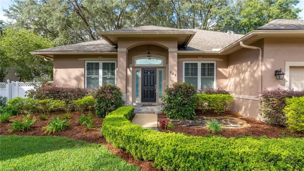 503 Majestic Oak Drive Apopka FL 32712