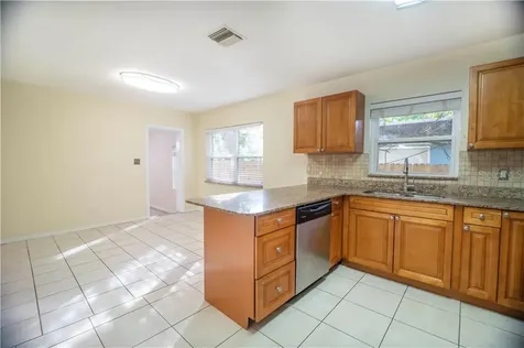3210 36th Avenue N St Petersburg FL 33713