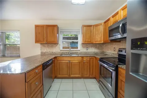 3210 36th Avenue N St Petersburg FL 33713