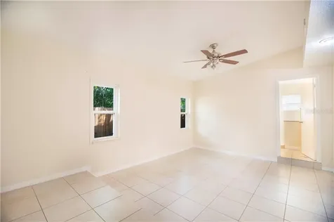 3210 36th Avenue N St Petersburg FL 33713